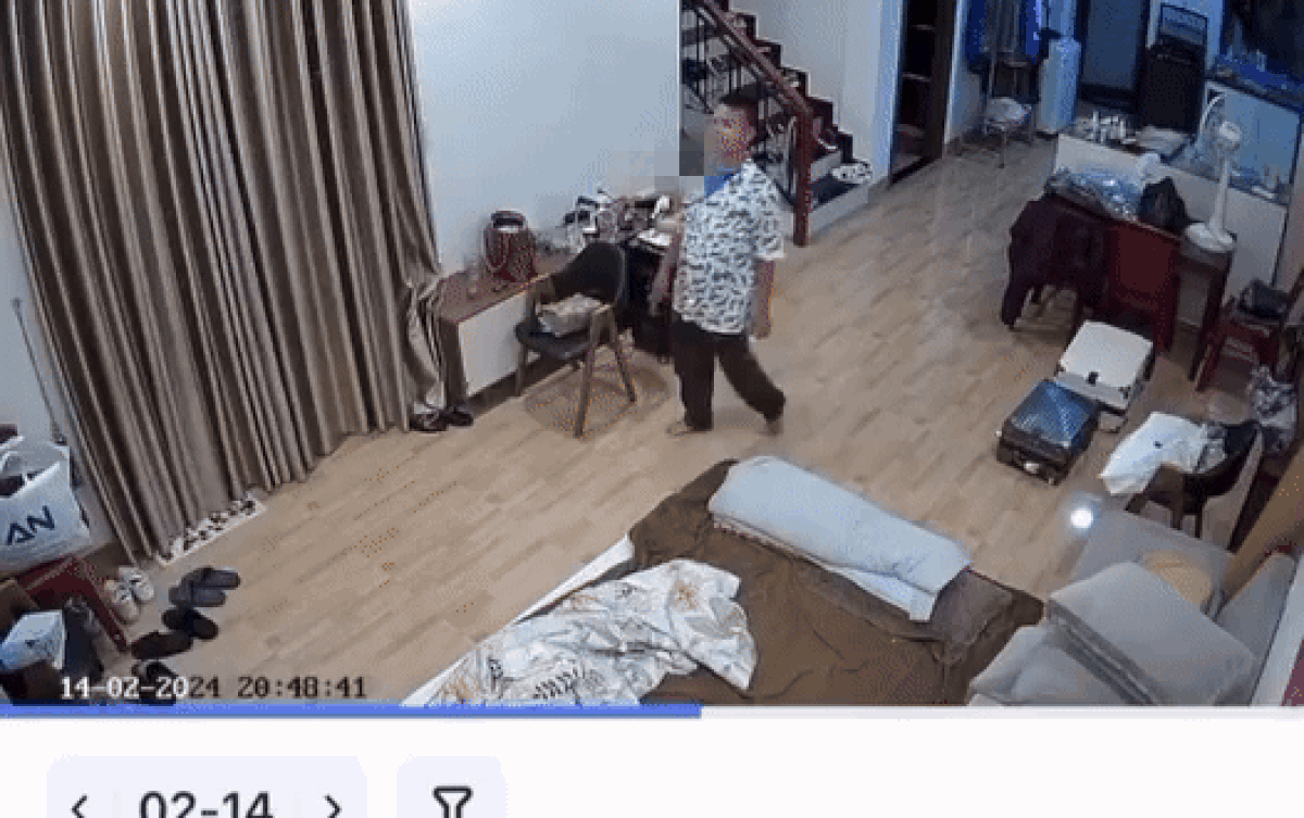 Nhại lại dáng đi của con dâu lúc mang bầu, ông bố bị dân mạng chỉ trích là 'kém duyên' Ảnh 2