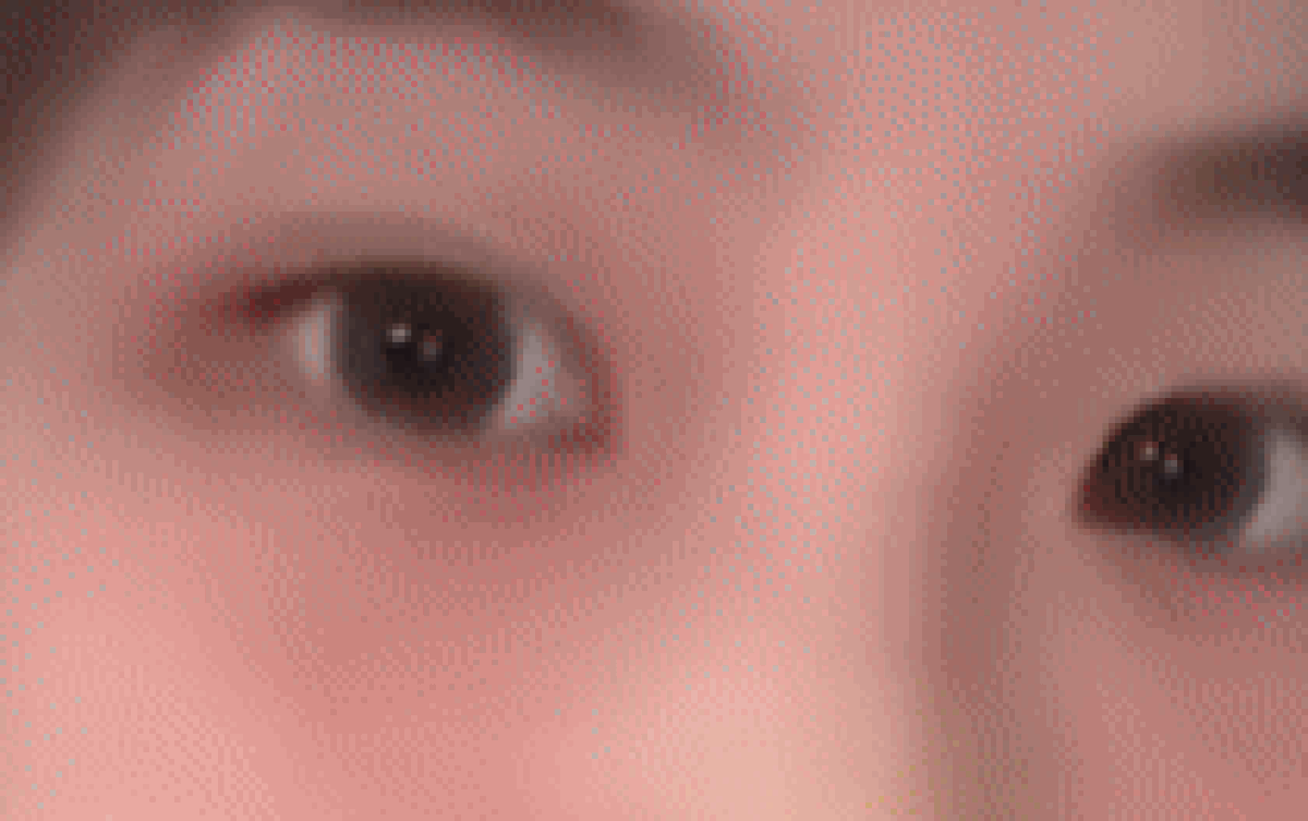 Trổ tài ăn trứng gà sống, cô gái gặp tình huống khiến dân tình sợ thay Ảnh 2