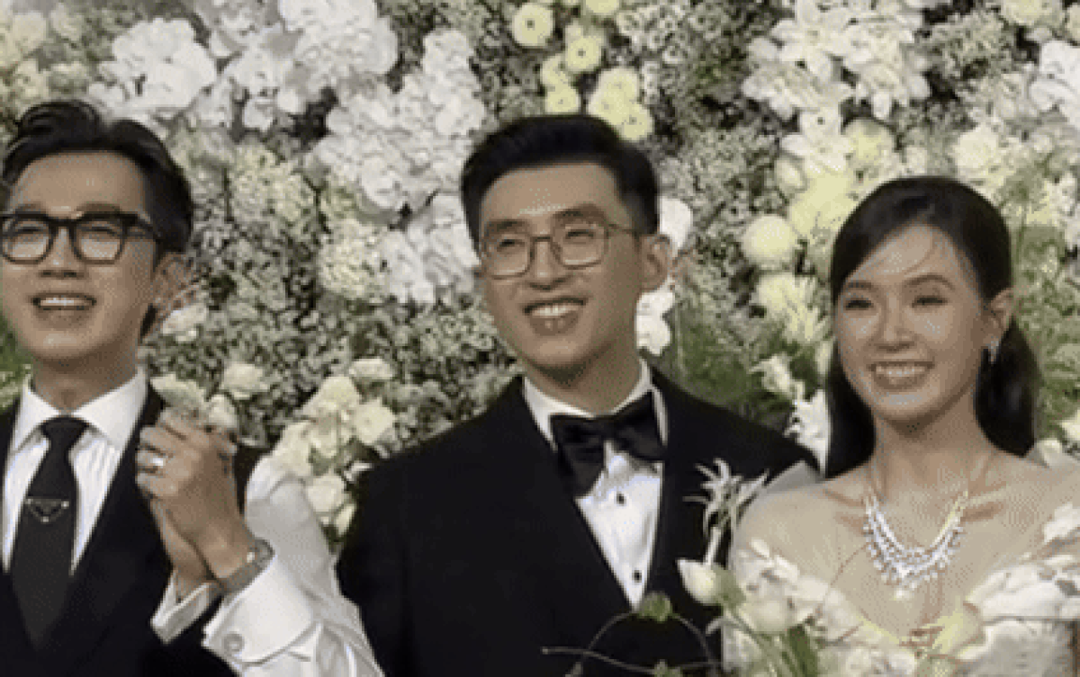 Nam MC ngang nhiên 'giành' chú rể rồi nắm tay thân mật, Midu phản ứng ra sao? Ảnh 2