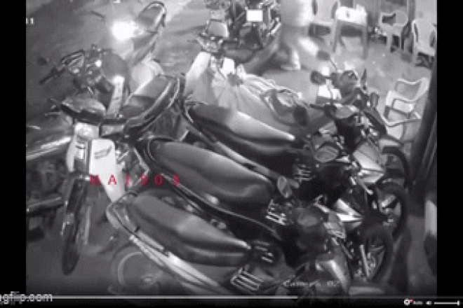 Vụ nổ súng ở chợ cá Đồng Nai: Camera ghi giây phút nguy kịch của 2 người dân Ảnh 2