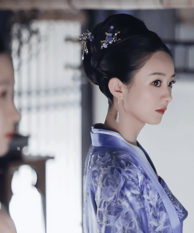 Triệu Lệ Dĩnh, Dương Tử gây tranh cãi khi 'chung mâm' với Tôn Lệ Ảnh 3