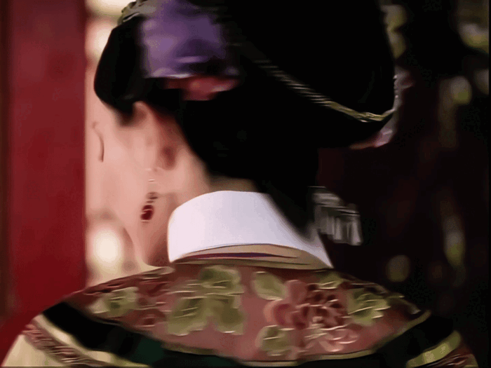 Triệu Lệ Dĩnh, Dương Tử gây tranh cãi khi 'chung mâm' với Tôn Lệ Ảnh 1