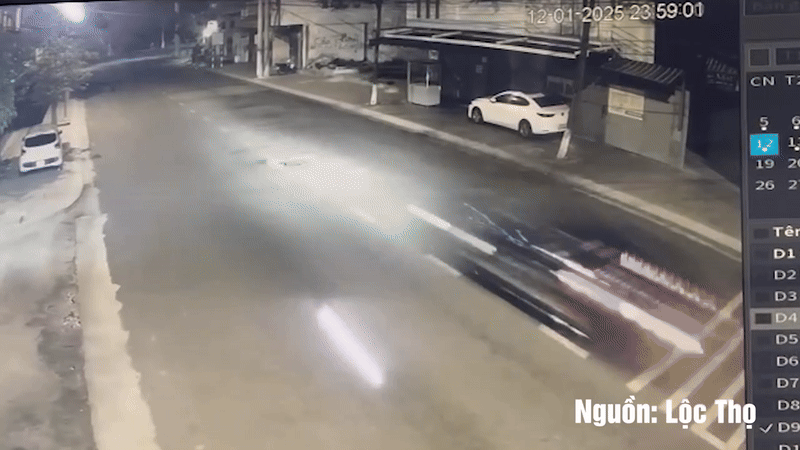 Ô tô phóng với tốc độ cao, lao vút xuống biển