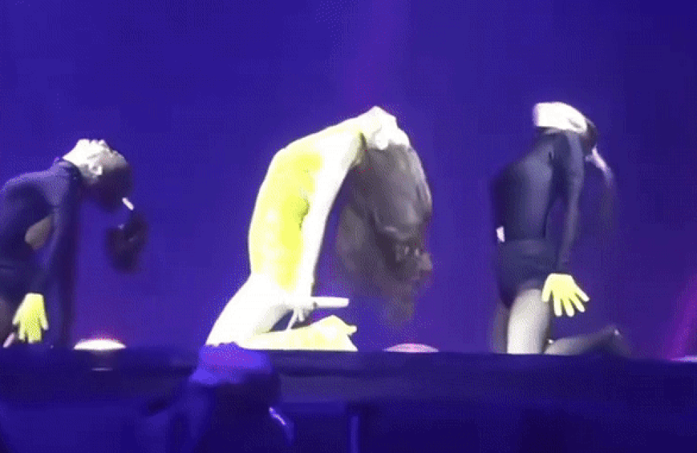 Đoạn clip Hồ Ngọc Hà biểu diễn gợi cảm gây sốt, dân mạng tấm tắc: 'Nhảy đẹp hơn cả vũ công' Ảnh 4