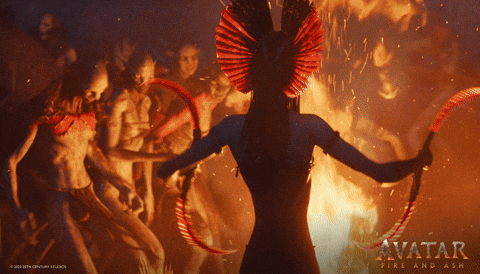 Varang là Na'vi đầu tiên công khai phủ nhận Eywa và bóp méo sự kết nối thiêng liêng