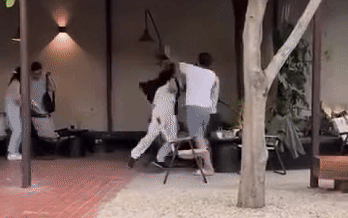 Đã xác định được danh tính người giống ông Đặng Lê Nguyên Vũ đánh nhau ở quán cà phê Ảnh 2