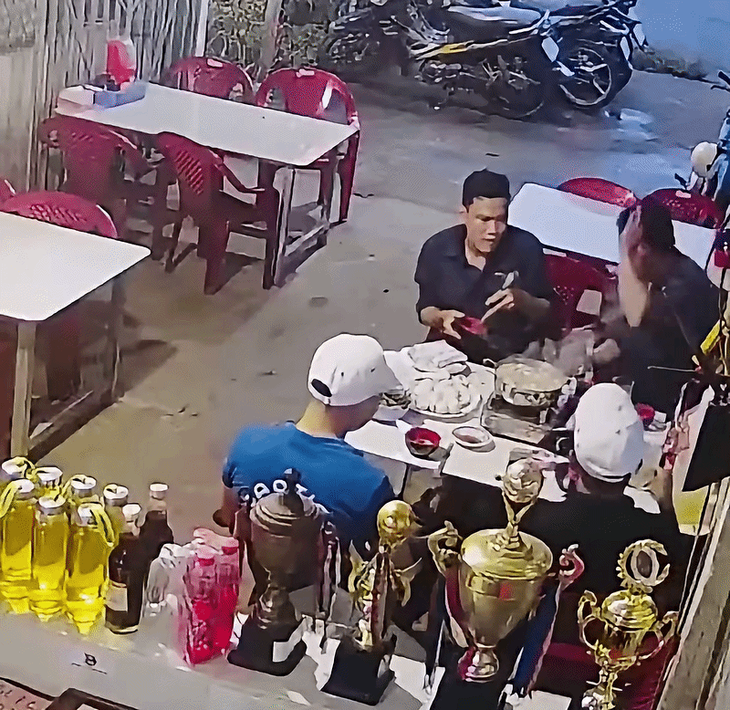 Bình ga mini phát nổ.&nbsp;