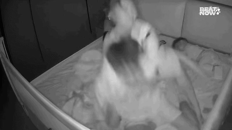 Sau khi biết chồng không may đè gối lên người con, vợ lập tức 'đi đường quyền' với chồng.