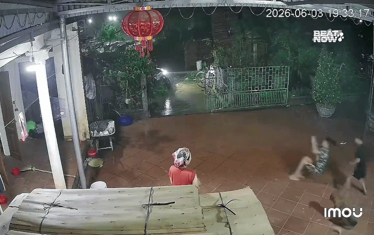 Bé trai bị diều sáo kéo mạnh lên cao, may mắn, bé trai đã không gặp nguy hiểm. Ảnh cắt từ clip