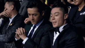 Hồ Ca - Hoắc Kiến Hoa tình tứ ngay trong lễ trao giải lớn