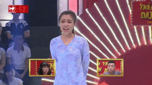 Cô gái xinh đẹp lấy tiền triệu từ Trấn Thành nhờ tài… cúng bái