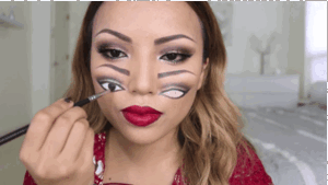 24 điều chỉ những nàng mê trang điểm mới hiểu