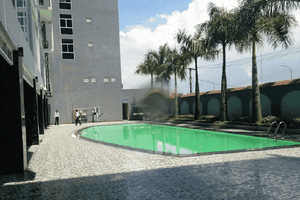 ​Học bơi ở khách sạn Vinh Plaza, bé trai 9 tuổi chết đuối