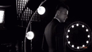 Chúng ta đã quên Vĩnh Thụy - Vẻ đẹp đối đầu 'một nửa thế giới' tại The Face