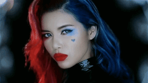 Lạc lối với loạt biểu cảm đẹp mê hồn của 'cô tiên răng thỏ' Minh Tú