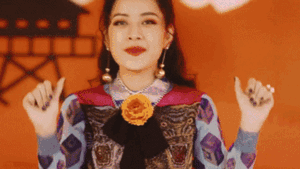 Loạt MV gây bão của Chi Pu mang về cho cô bao nhiêu tiền?