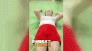 Dụ vợ giảm cân bằng cách gập bụng thưởng tiền, đúng chuẩn 'người chồng của năm' đây rồi