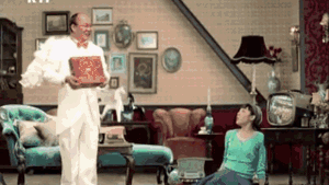 Clip cực đáng yêu: HLV Park Hang Seo đeo cánh thiên thần, nháy mắt khi đóng quảng cáo chung với Moon Geun Young