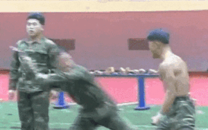 Cận cảnh đào tạo vệ sĩ tháp tùng ông Kim Jong-un