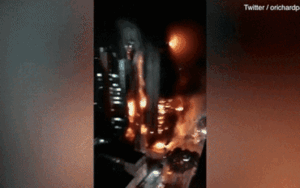 Tòa nhà 26 tầng đổ sụp giữa biển lửa ở Brazil