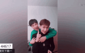 'Phát sốt' khi xem hội đồng tính nam Trung Quốc thể hiện tình cảm trên Tik Tok