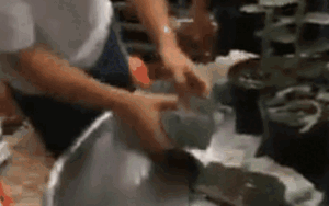 Thương vụ mua lan quý trị giá 2,7 tỷ gây xôn xao mạng xã hội ngày cuối tuần