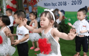 Những em bé đáng yêu nhất thế giới khiến dân mạng phát cuồng mỗi khi xuất hiện