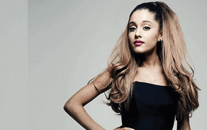 Ariana Grande 'gác lại' tour diễn Sweetener không chỉ vì bạn trai cũ quá cố Mac Miller mà còn bởi…