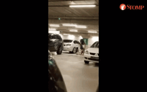 Bố bắt con gái quỳ gối, tát tới tấp vào mặt gây phẫn nộ