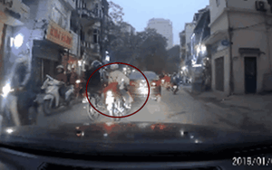 Đi ẩu đâm ngã bà bầu, tài xế grab bỏ chạy nhưng nam hành khách ngồi sau có hành động đầy bất ngờ