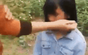 Vụ nữ sinh lớp 7 bị đánh hội đồng ở Nghệ An: 2 trong số 5 em có hạnh kiểm tốt, em cầm đầu là học sinh giỏi