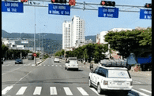 Vụ đoàn ô tô của Tập đoàn Trung Nguyên vượt đèn đỏ ở Đà Nẵng: Xác định 9 phương tiện vi phạm