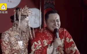 Chú rể khóc nức nở trong đám cưới vì ‘cuối cùng cũng lấy được vợ’