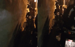 Clip: Người phụ nữ cố chấp đôi co, nhất định không lùi xe chịu nhường đường cho đoàn gần 20 xe máy trong ngõ hẹp gây ngán ngẩm