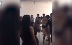 Cô gái làm náo loạn đám cưới, hét vào mặt chú rể 'em yêu anh' còn định đánh cô dâu