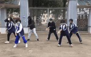 Nhóm học sinh với điệu nhảy 'rửa tay' giữa đại dịch Corona khiến CĐM thích thú