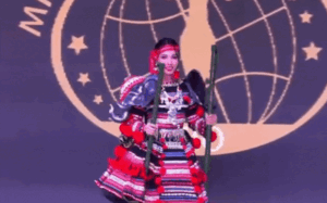 Đêm thi National Costume tại MIC 2023: Lộ nhiều 'sạn' lớn nhỏ, Ngọc Hằng gặp sự cố ngay phút chót