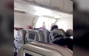 Lời khai bất ngờ của người đàn ông mở tung cửa thoát hiểm máy bay ở Hàn Quốc