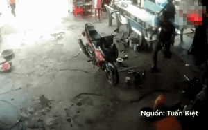 Nhân viên bỏ chạy khi ông chú bước vào tiệm, biết lý do ai nấy cũng cười ngất