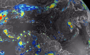 Hơn 6 triệu người sơ tán trước siêu bão Milton, nước Mỹ 'nín thở' với nhiều dự báo tàn phá nặng nề