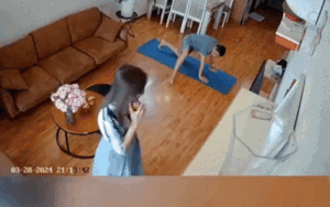 Tiền trong túi bỗng 'không cánh mà bay', vợ check camera phát hiện cảnh dở khóc dở cười