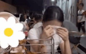 Người vợ trẻ bật khóc khi đang ngồi ăn cùng chồng, lý do bất ngờ