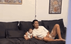 Thấy mặt nạ nhanh hết, vợ theo dõi nhiều ngày liền phát hiện lý do hài hước