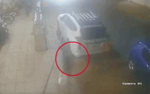 Vụ cô gái trẻ bị đâm tử vong trên đường ở TP.HCM: Camera ở hiện trường ghi lại gì?