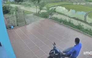 Thể hiện tốc độ trên đường làng, hai 'búp măng non' không ngờ đến sự cố tiếp đó