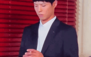 Rộ video hút thuốc của nam diễn viên hàng đầu showbiz