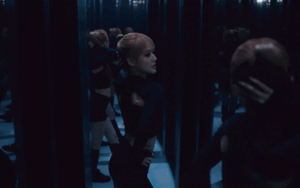 Nhóm nhạc nữ có thành viên 15 tuổi gây tranh cãi với hình ảnh gợi cảm