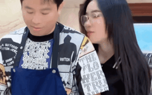 Hoàng Kim Khánh lâu lâu vào bếp trổ tài, Mailisa nói chỉ 5 từ khiến chồng ngại ngùng