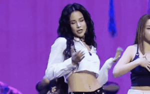 'Mẹ hai con' Diệp Lâm Anh hé lộ bí quyết siết vòng eo nổi rõ cơ bụng số 11 chỉ trong 5 ngày