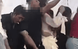 Áp sát cô gái xinh đẹp khi nhảy đám cưới, thanh niên nhận cái kết ai cũng hả hê